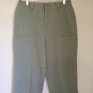 Rafaella green cropped cargo women's size 10